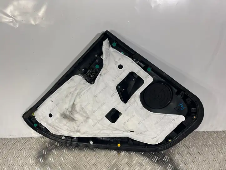 Hyundai Kona I (2017 - 2022) Обшивка задней двери — фото 3