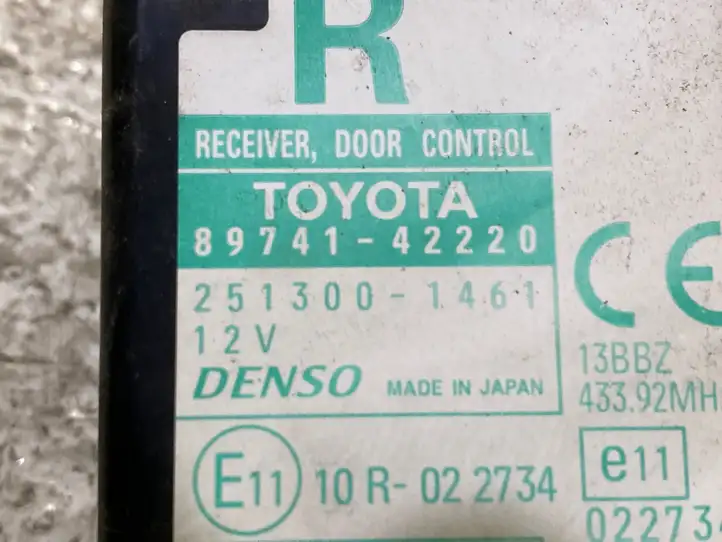 Toyota RAV 4 (XA30) (2006 - 2016) 8974142220 Блок управления дверью — фото 2