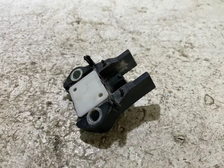 Toyota Yaris (2005 - 2009) 891730D020 Датчик удара SRS — фото 3