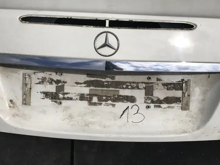 Mercedes-Benz E A207 (2010 - 2017) Крышка багажника — фото 11