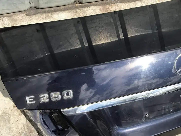 Mercedes-Benz E W212 (2009 - 2016) Крышка багажника — фото 9