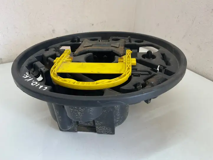 Renault Clio II (2001 - 2005) 8200122487 Кронштейн запасного колеса — фото 4