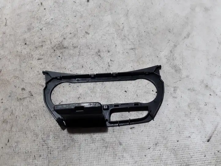 Ford Kuga II (2013 - 2019) AM5118522BD Отделка внутренней панели салона — фото 2