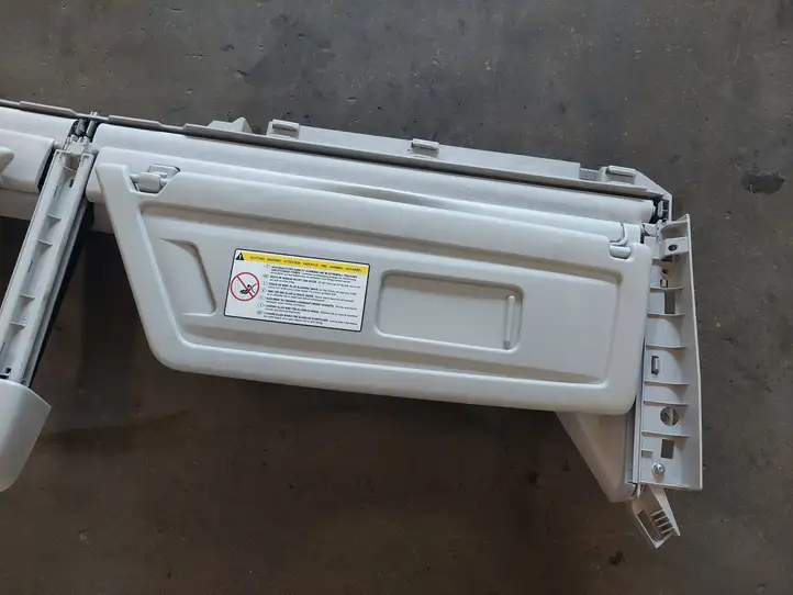 Citroen C4 I Picasso (2006 - 2013) 96837421BJ Солнцезащитный козырек — фото 3