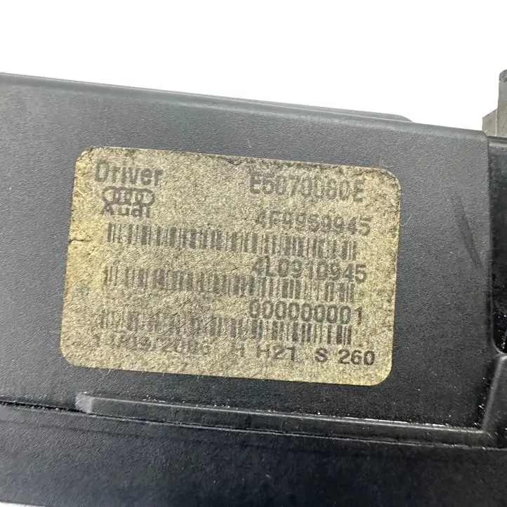Audi Q7 4L (2005 - 2009) 4F9959945 Доводчик крышки багажника — фото 6