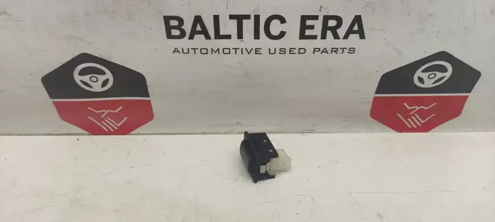 BMW 3 F30 F35 F31 (2012 - 2018) 9200316 Кнопка закрытия крышки багажника — фото 3