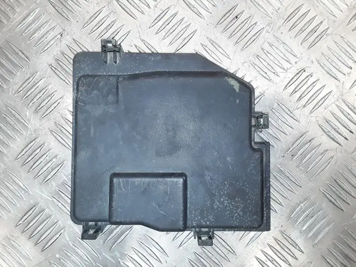 Honda Civic (2006 - 2011) SMJE02 Крышка ящика предохранителей — фото 1