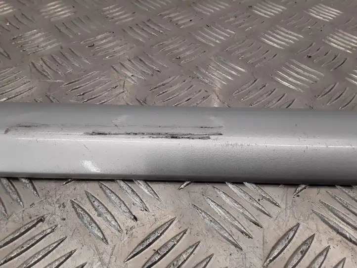 Toyota Corolla E120 E130 (2000 - 2004) 7565102040 Молдинг заднего крыла — фото 2