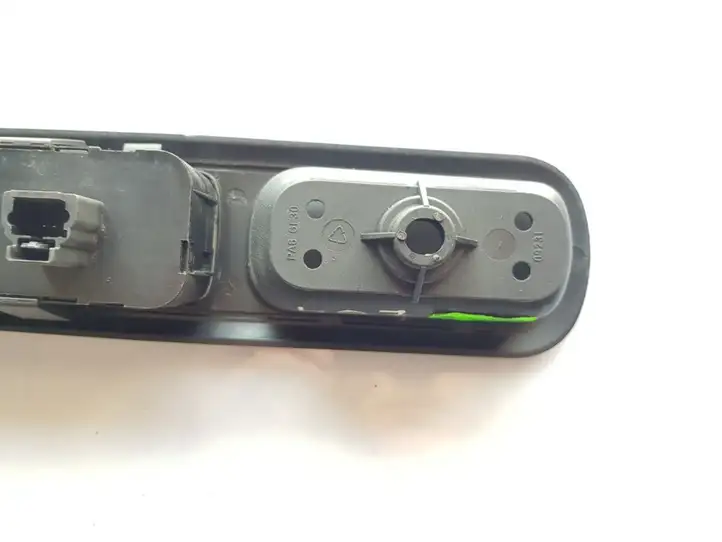 Peugeot 407 (2004 - 2011) 96468704XT Кнопка стеклоподъемников — фото 8