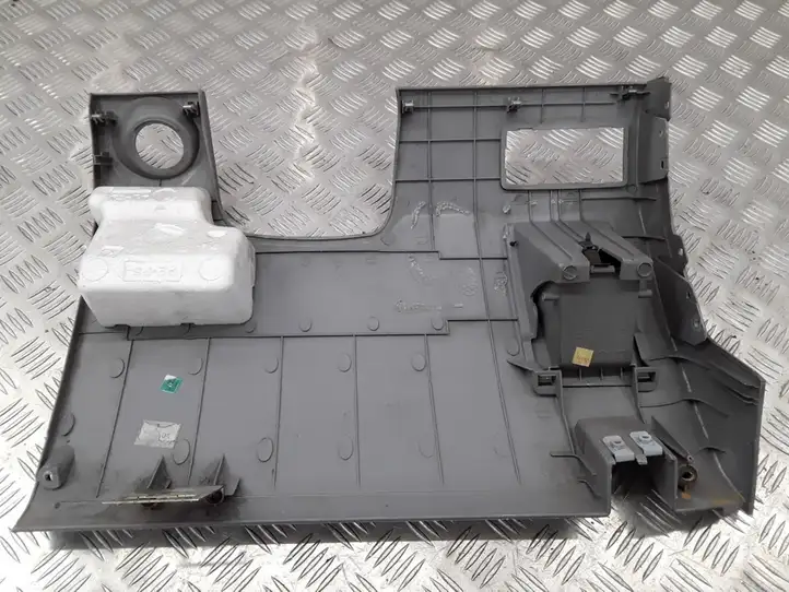 Kia Sorento (2002 - 2006) 847503E000 Нижняя отделка панели приборов — фото 2