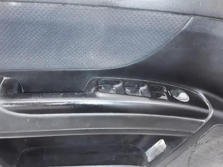 Hyundai Sonata (2003 - 2007) 823103K000 Обшивка передней двери — фото 5