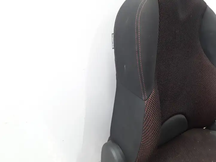 Nissan Note (E11) (2006 - 2014) Переднее сиденье пассажира — фото 9