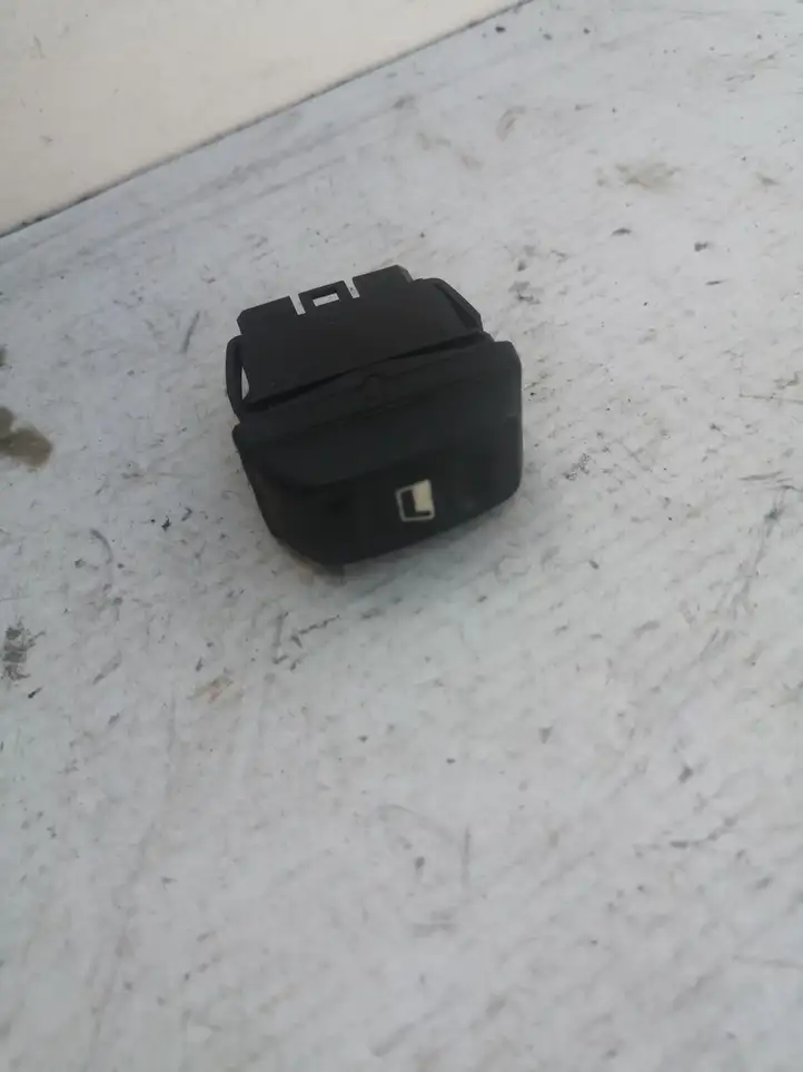 Citroen Xsara Picasso (1999 - 2012) 22681 Блок кнопок стеклоподъемников — фото 1
