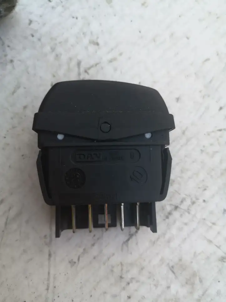 Citroen Xsara Picasso (1999 - 2012) 22681 Блок кнопок стеклоподъемников — фото 3