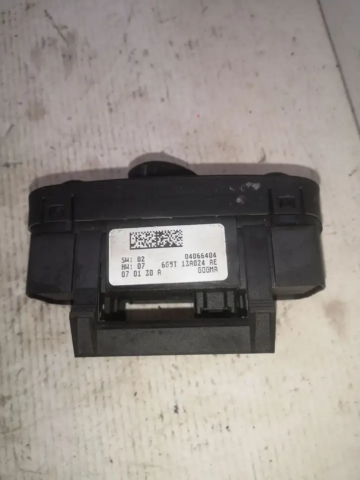 Ford S-MAX (2006 - 2010) 6G9T13A024AE Включатель фонарей — фото 2