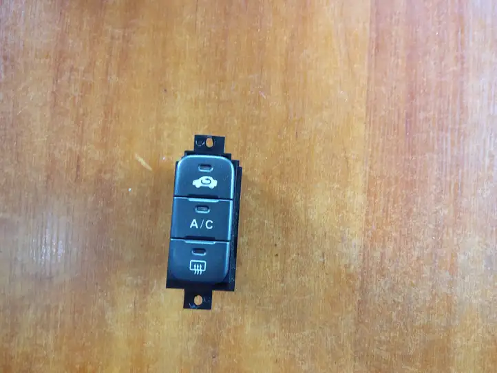 Honda Civic (2001 - 2005) 2881TG110 Кнопка кондиционера — фото 1