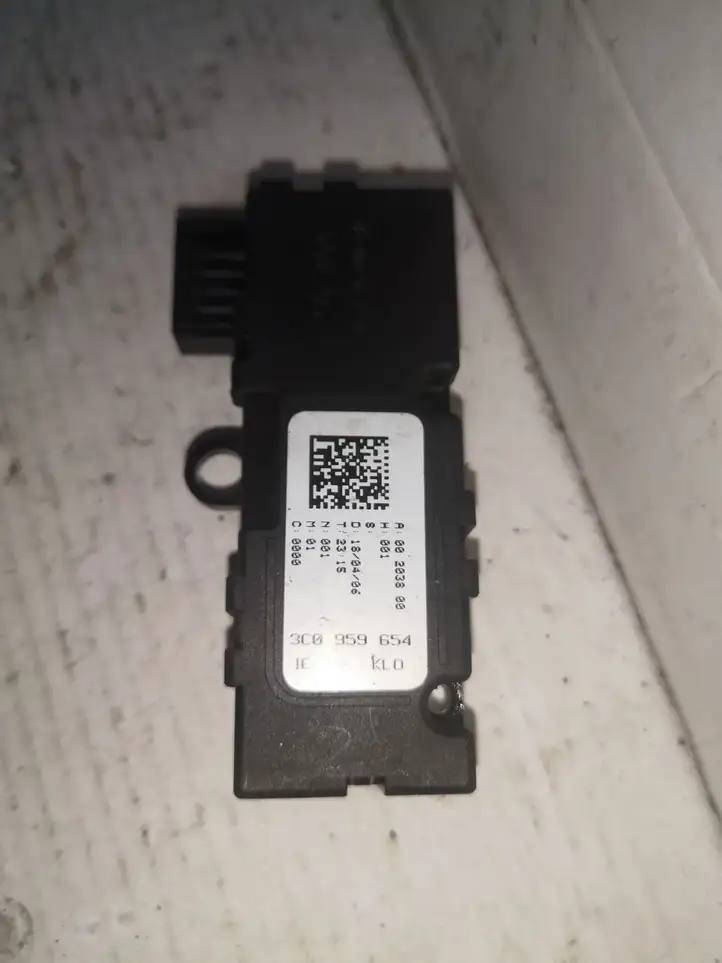 Volkswagen PASSAT B6 (2005 - 2010) 3C0959654 Датчик угла поворота руля — фото 2