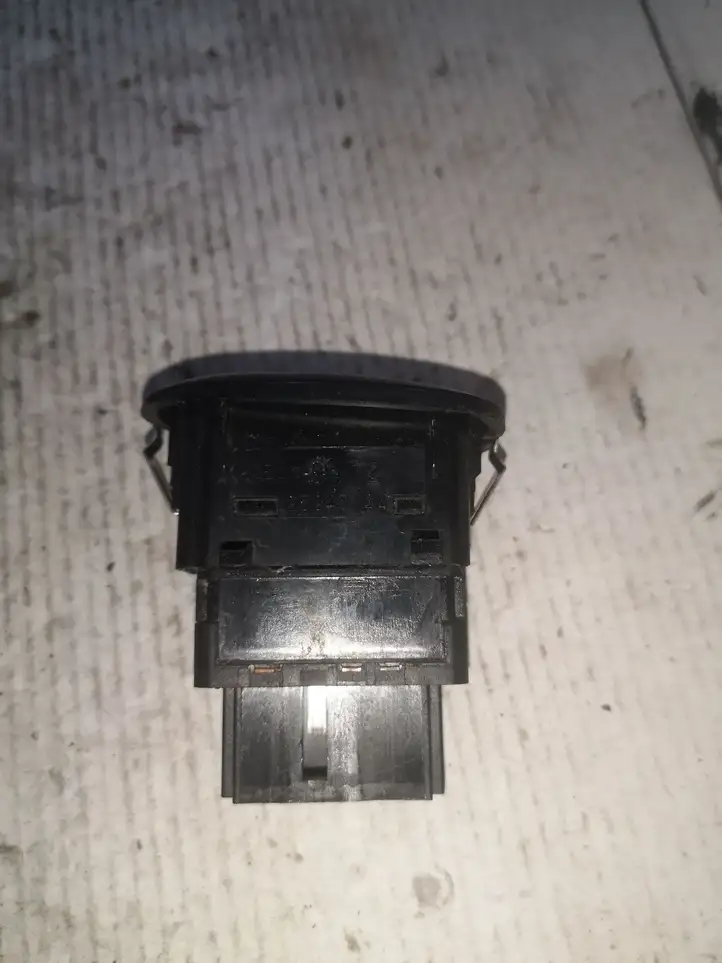 Citroen C3 (2009 - 2013) 2594304 Кнопка стеклоподъемников — фото 3