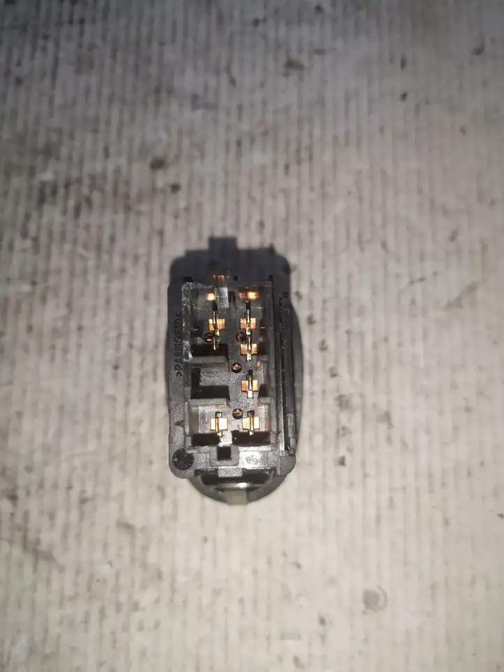 Citroen C3 (2009 - 2013) 2594304 Кнопка стеклоподъемников — фото 4