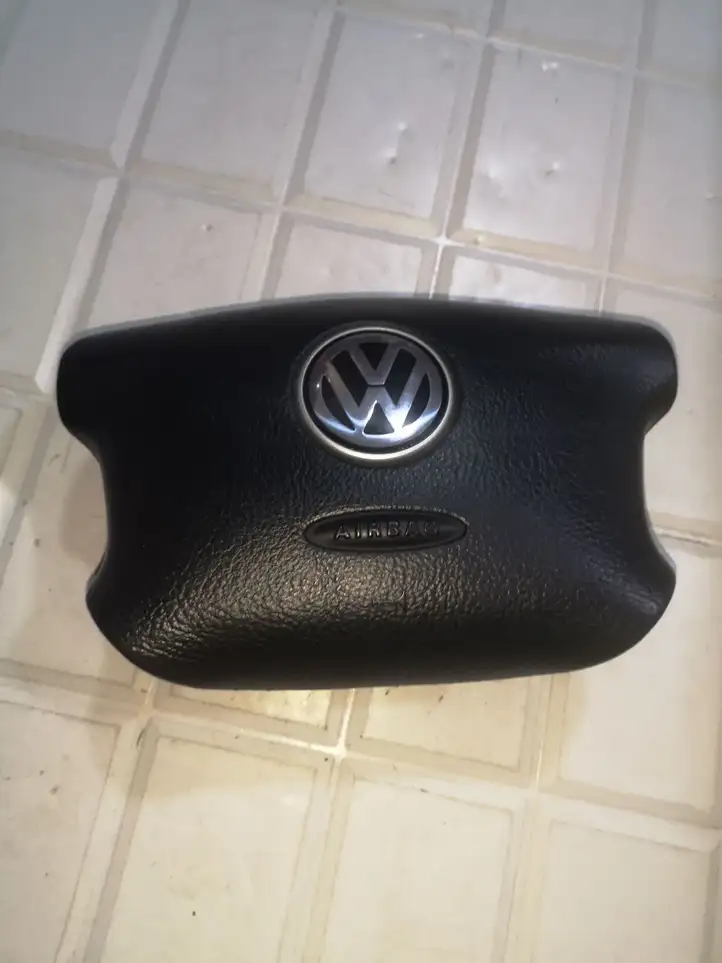 Volkswagen Bora (1998 - 2005) 3B0880201AE Подушка безопасности руля — фото 1