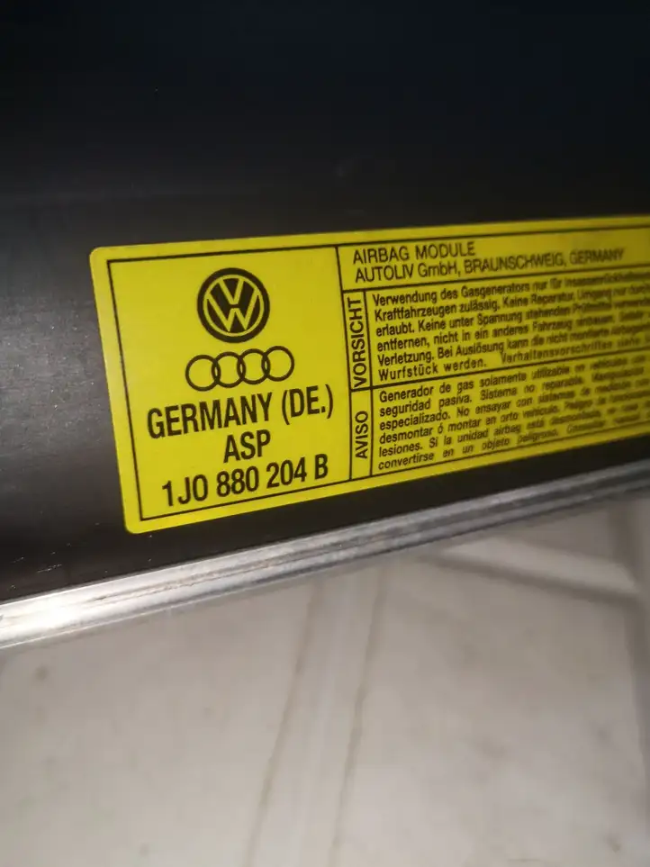 Volkswagen Bora (1998 - 2005) 1J0880204B Подушка безопасности пассажира — фото 4