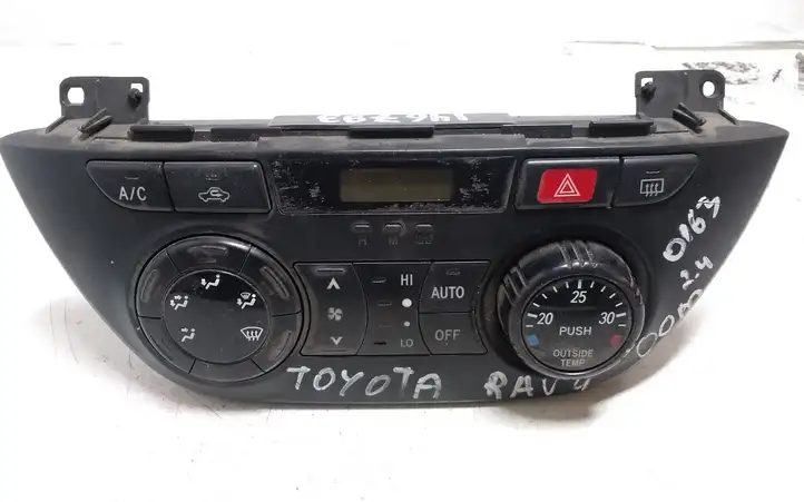 Toyota RAV 4 (XA20) (2000 - 2005) 8865042120 Блок управления климат-контролем — фото 5