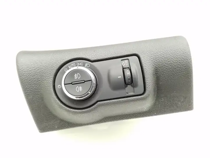 Opel Insignia A (2008 - 2017) 13268707 Включатель фонарей — фото 1
