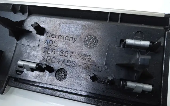 Volkswagen Touareg I (2002 - 2010) 7L6857239 Декоративная планка — фото 2