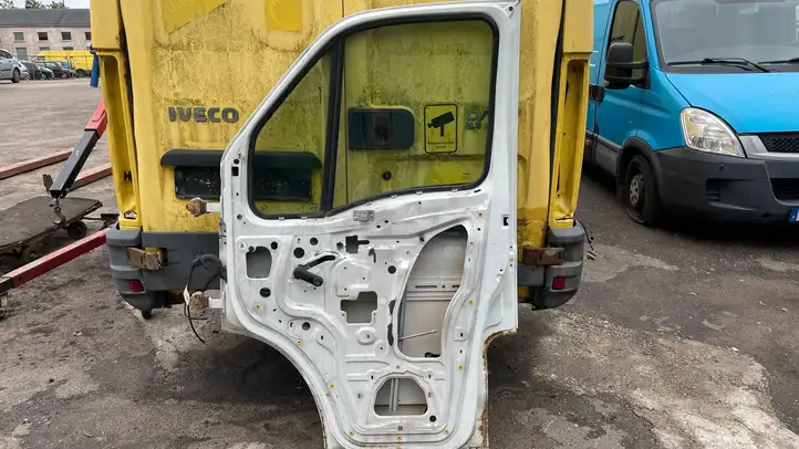 Iveco Daily Daily 4th gen (2006 - 2012) 99460120 Дверь — фото 6