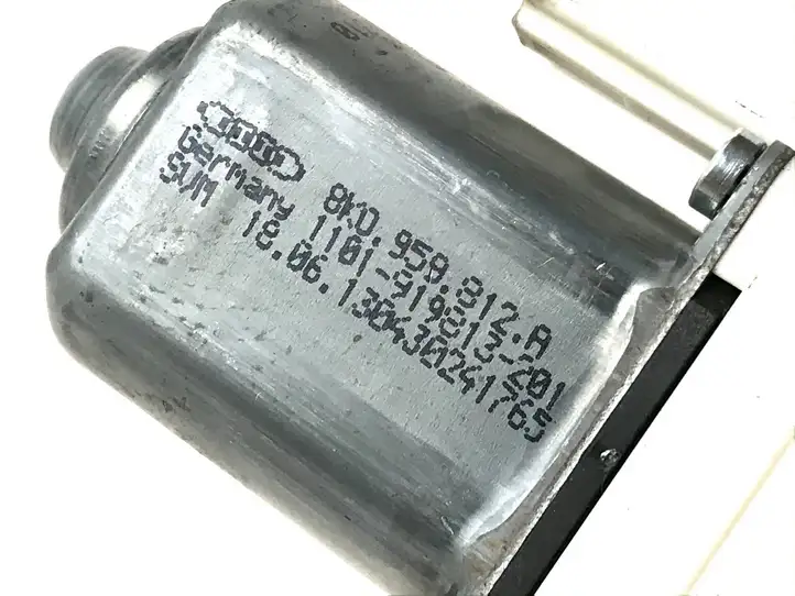 Audi A6 C7 (2011 - 2014) 8K0959812A Стеклоподъемник задней двери — фото 2