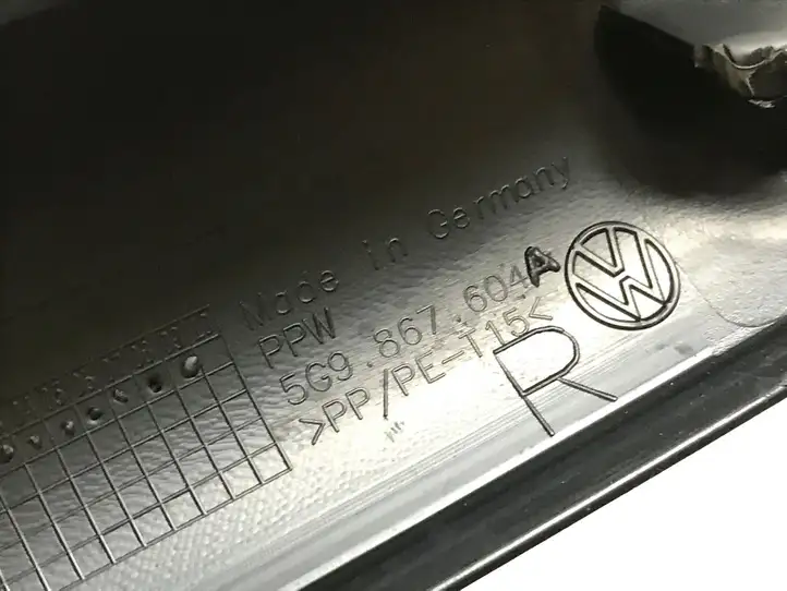 Volkswagen Golf VII (2013 - 2019) 5G9867604A Верхняя обшивка у окна — фото 4