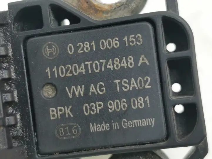 Volkswagen Polo V 6R (2009 - 2015) 03P906081 Датчик давления турбины — фото 2
