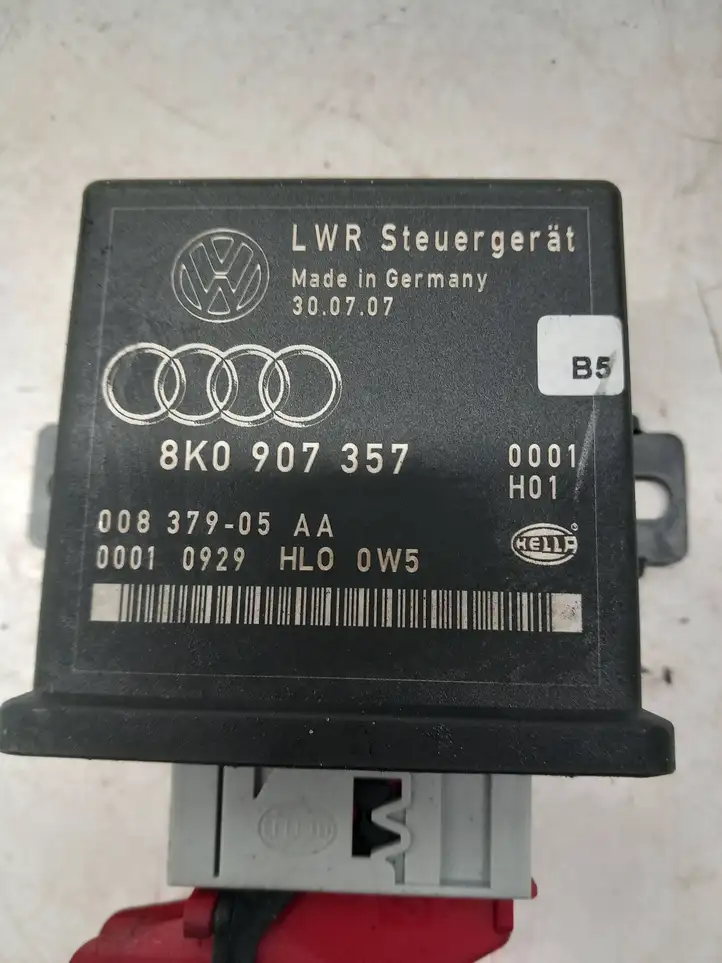 Audi A4 S4 B8 8K (2007 - 2011) 8K0907357 Блок управления светом — фото 2