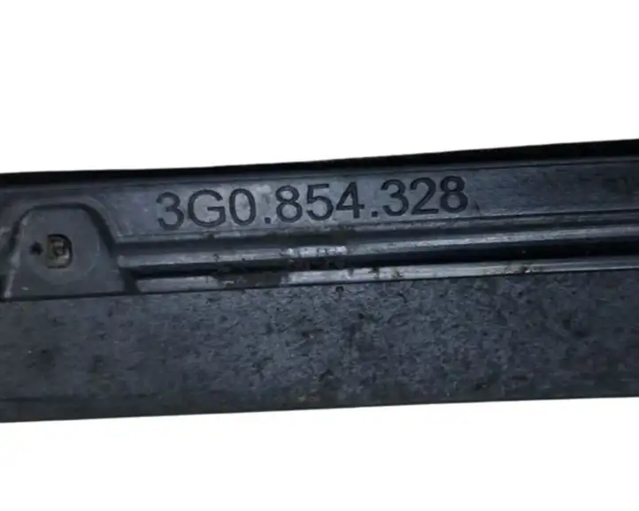 Volkswagen PASSAT B8 (2015 - ) 3G0854328 Накладка стоек лобового стекла — фото 8