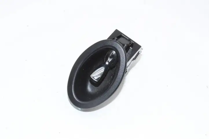 Mini Cooper Countryman R60 (2010 - 2016) 9800972 Кнопка фаркопа в багажнике — фото 1