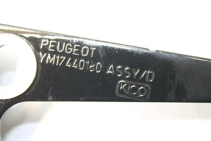 Peugeot RCZ (2013 - 2018) YM17440080 Петли крышки багажника — фото 5