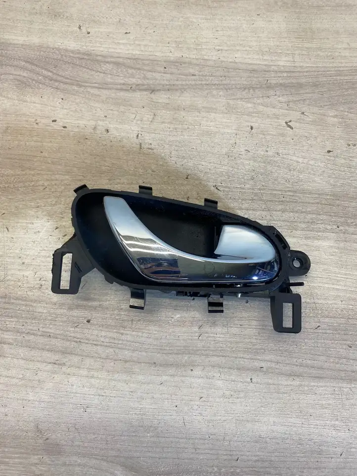 Nissan Qashqai (2013 - 2017) 806704ea0a Внутренняя ручка задней двери — фото 1