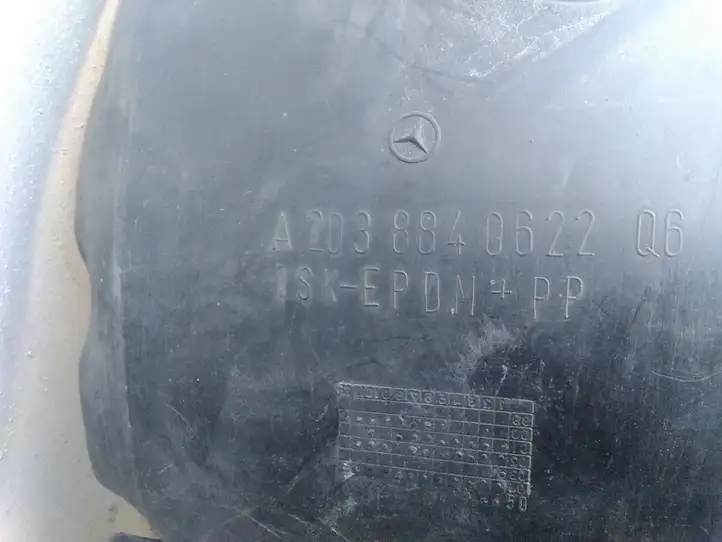 Mercedes-Benz C AMG W203 (2000 - 2007) A2038841222 Подкрылок колесной арки — фото 4
