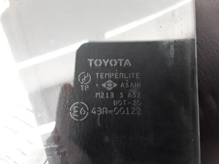 Toyota Yaris (2003 - 2005) 43R00122 Стекло задней двери — фото 3