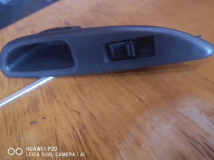 Nissan Primera (2001 - 2008) 82960 Кнопка стеклоподъемников — фото 2