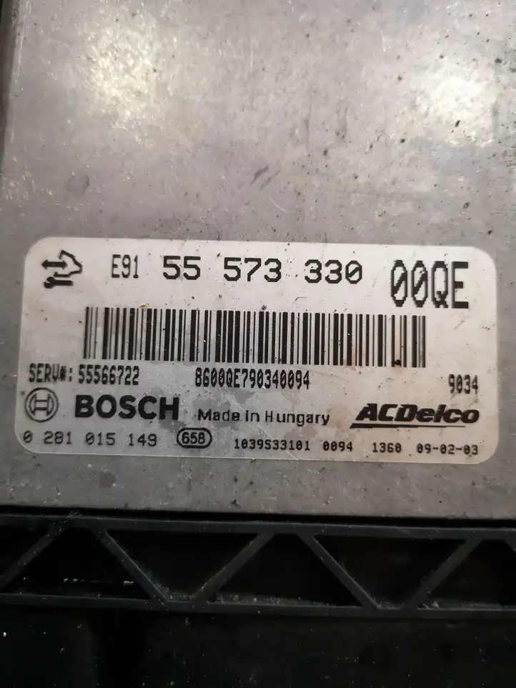 Opel Insignia A (2008 - 2017) 55573330 Блок управления двигателем (ЭБУ) — фото 1