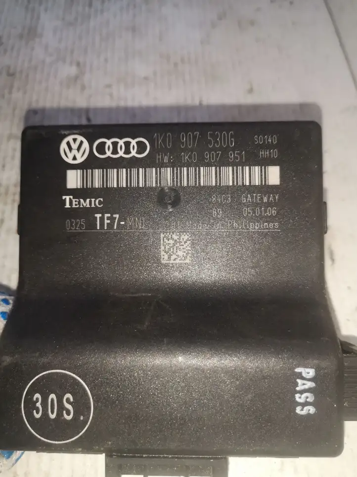 Audi A3/S3 8P (2004 - 2008) 1K09075306 Датчик угла поворота руля — фото 4