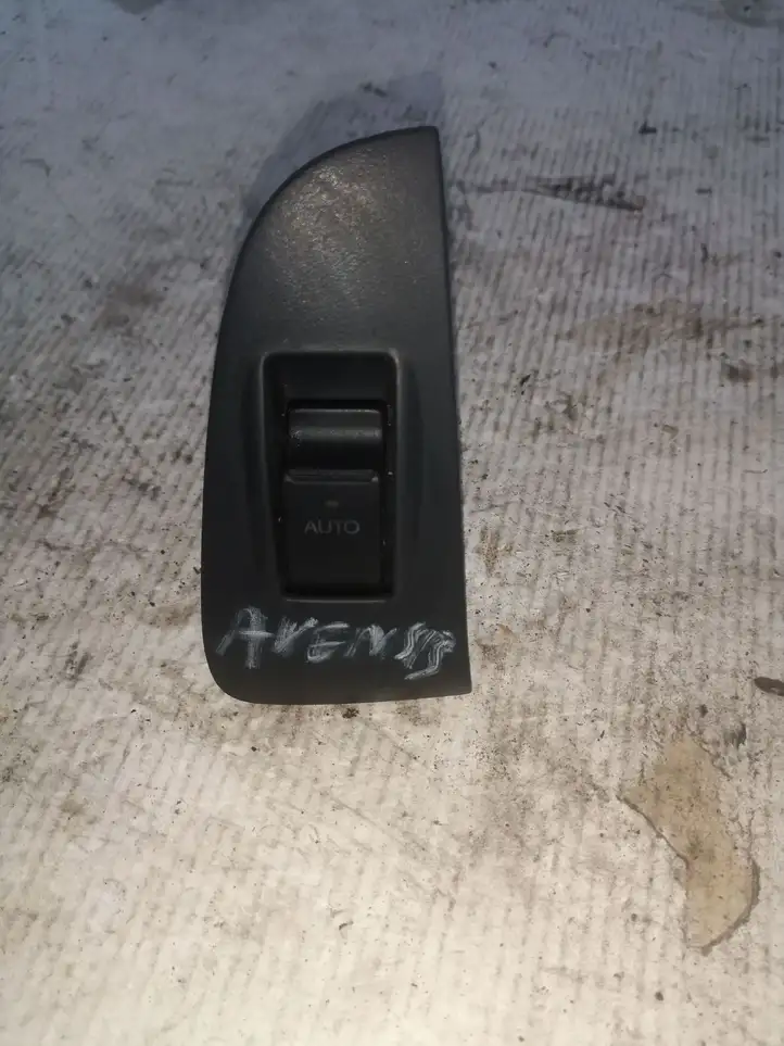 Toyota Avensis T250 (2003 - 2006) 7427105020 Блок кнопок стеклоподъемников — фото 1