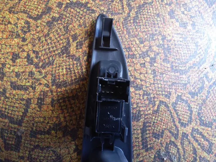 Nissan Primera (2001 - 2008) 25411AV600 Блок кнопок стеклоподъемников — фото 4