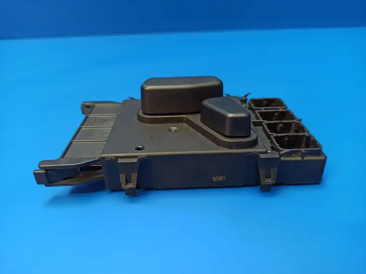 Mercedes-Benz ML W163 (1997 - 2005) 0365458428 Управление регулеровки сидений — фото 9