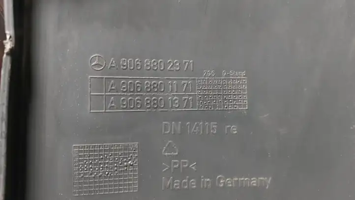 Mercedes-Benz Sprinter W906 (2006 - 2018) A9068260140 Угловая часть заднего бампера — фото 2