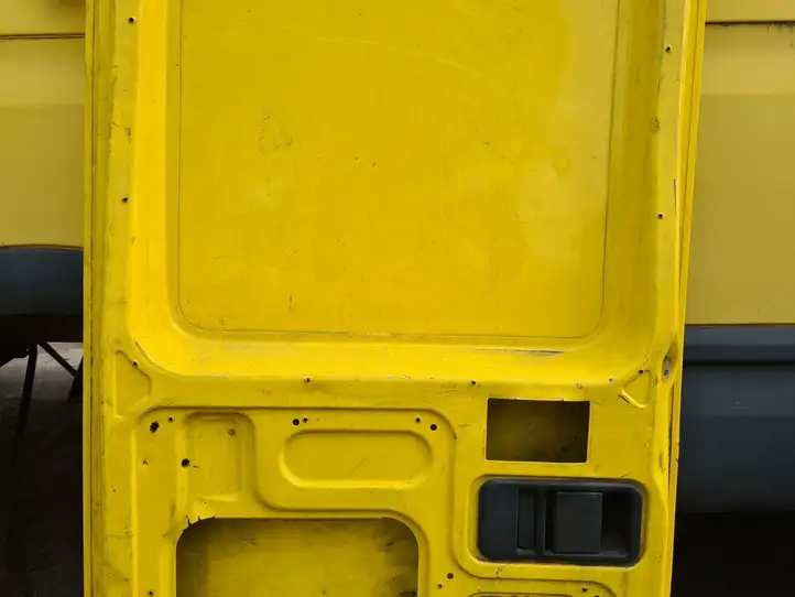 Iveco Daily Daily 4th gen (2006 - 2012) 3803000 Багажная дверь — фото 6