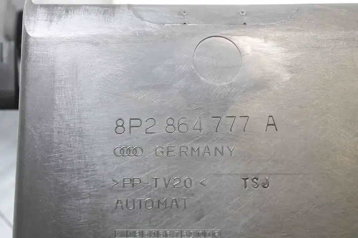 Audi A3/S3 8P (2008 - 2013) 8P2864777A Прочие детали салона — фото 3