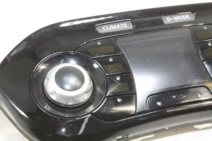 Nissan Juke I F15 (2010 - 2018) 24845BV80A Управление климат контролем — фото 2