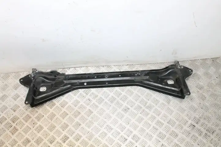 Mercedes-Benz CLS C219 (2003 - 2011) Верхняя панель радиатора — фото 4